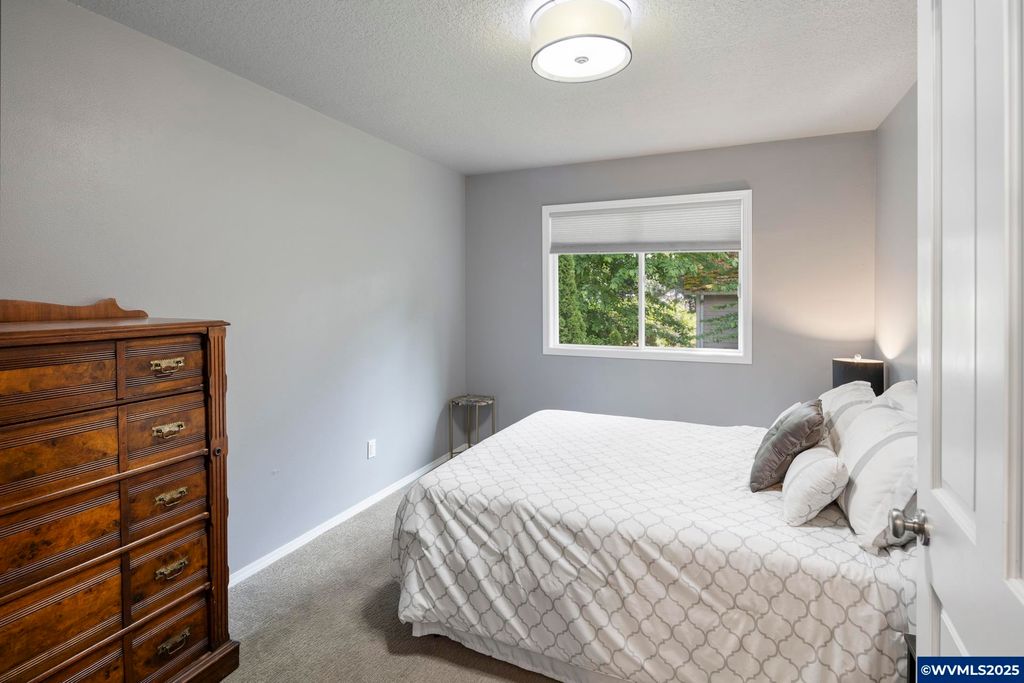 Image 34 of property listing at 4509 NE Blue Heron Ct, Newberg, OR 97132