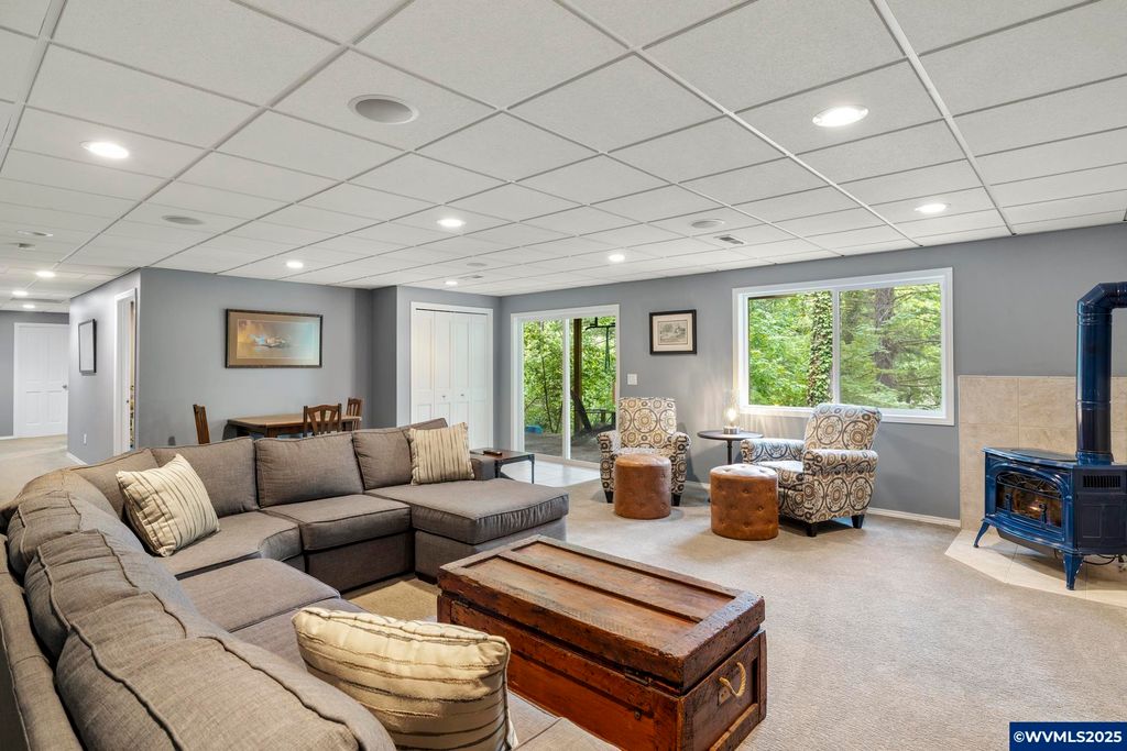 Image 37 of property listing at 4509 NE Blue Heron Ct, Newberg, OR 97132