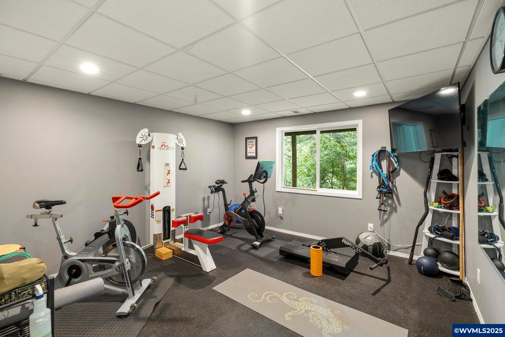 Image 39 of property listing at 4509 NE Blue Heron Ct, Newberg, OR 97132