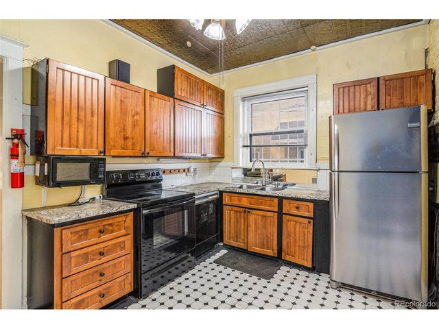 4037 E 17th Avenue Pkwy, Denver, CO 80220