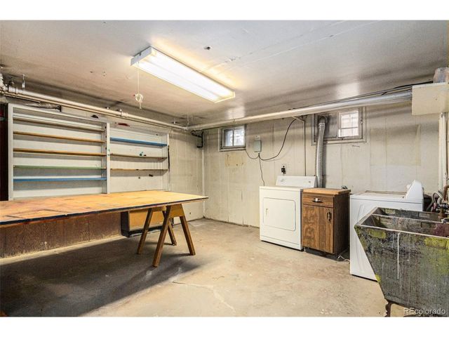 4037 E 17th Avenue Pkwy, Denver, CO 80220