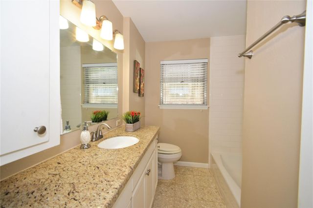 6011 Arboles Drive, Houston, TX 77035