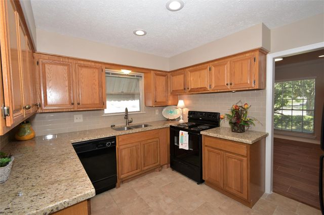 6011 Arboles Drive, Houston, TX 77035