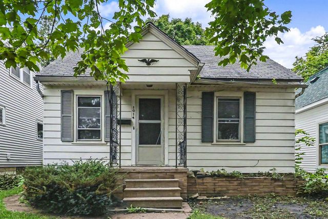 1014 W 6th Street, Waterloo, IA 50702