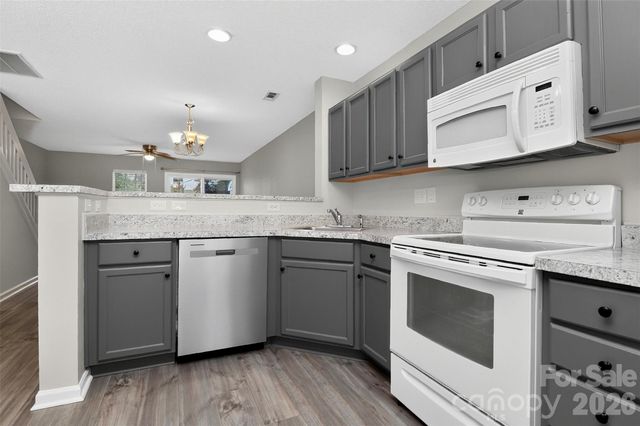 10866 Holly Ridge Boulevard, Charlotte, NC 28216