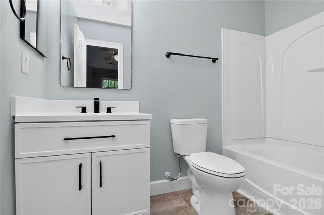10866 Holly Ridge Boulevard, Charlotte, NC 28216