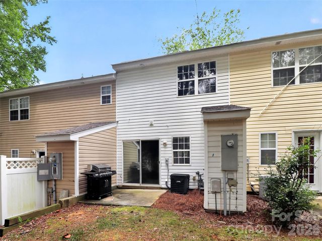 10866 Holly Ridge Boulevard, Charlotte, NC 28216