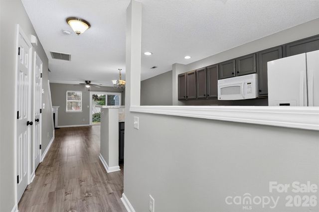 10866 Holly Ridge Boulevard, Charlotte, NC 28216