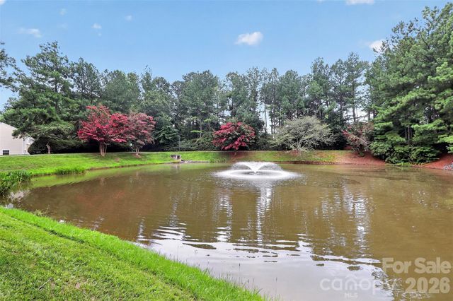 10866 Holly Ridge Boulevard, Charlotte, NC 28216
