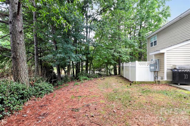 10866 Holly Ridge Boulevard, Charlotte, NC 28216