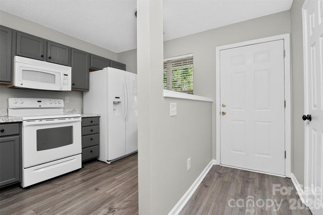 10866 Holly Ridge Boulevard, Charlotte, NC 28216