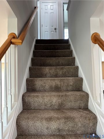 8294 Christopher Paul Dr, Mechanicsville, VA 23111