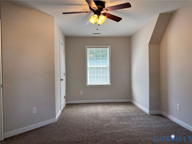 8294 Christopher Paul Dr, Mechanicsville, VA 23111
