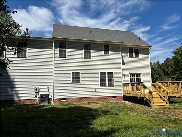8294 Christopher Paul Dr, Mechanicsville, VA 23111