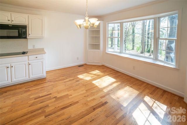 1421 Windsor Street NE, Lenoir, NC 28645