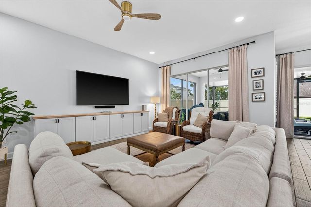 10522 CARDERA DRIVE, Riverview, FL 33578