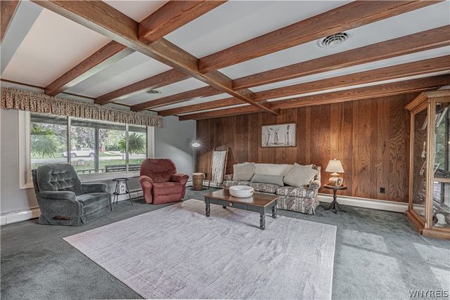6775 Bear Ridge Road, Pendleton, NY 14094