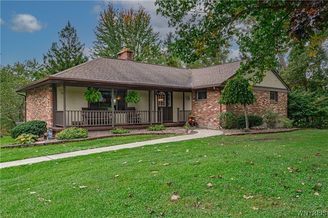 6775 Bear Ridge Road, Pendleton, NY 14094