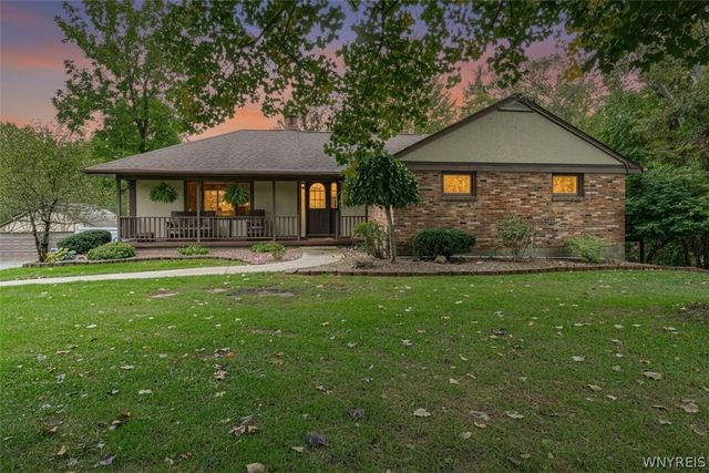 6775 Bear Ridge Road, Pendleton, NY 14094