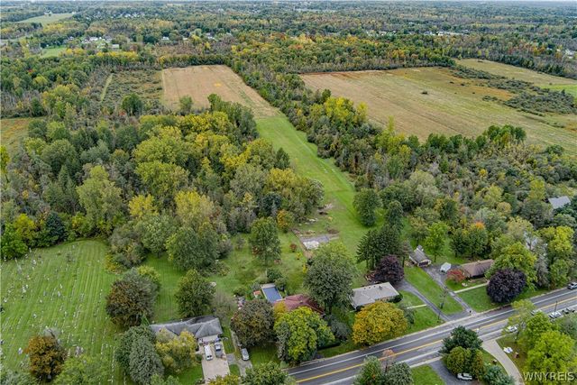 6775 Bear Ridge Road, Pendleton, NY 14094