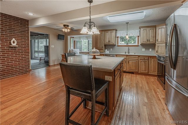 6775 Bear Ridge Road, Pendleton, NY 14094