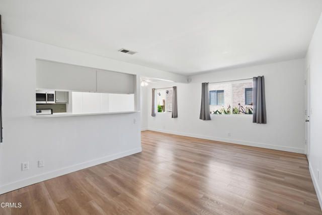 2057 Calle La Sombra 3, Simi Valley, CA 93063