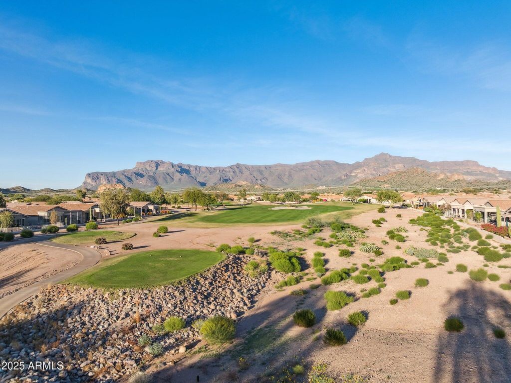 Image 40 of property listing at 6740 S FAIRWAY Drive, Gold Canyon, AZ 85118