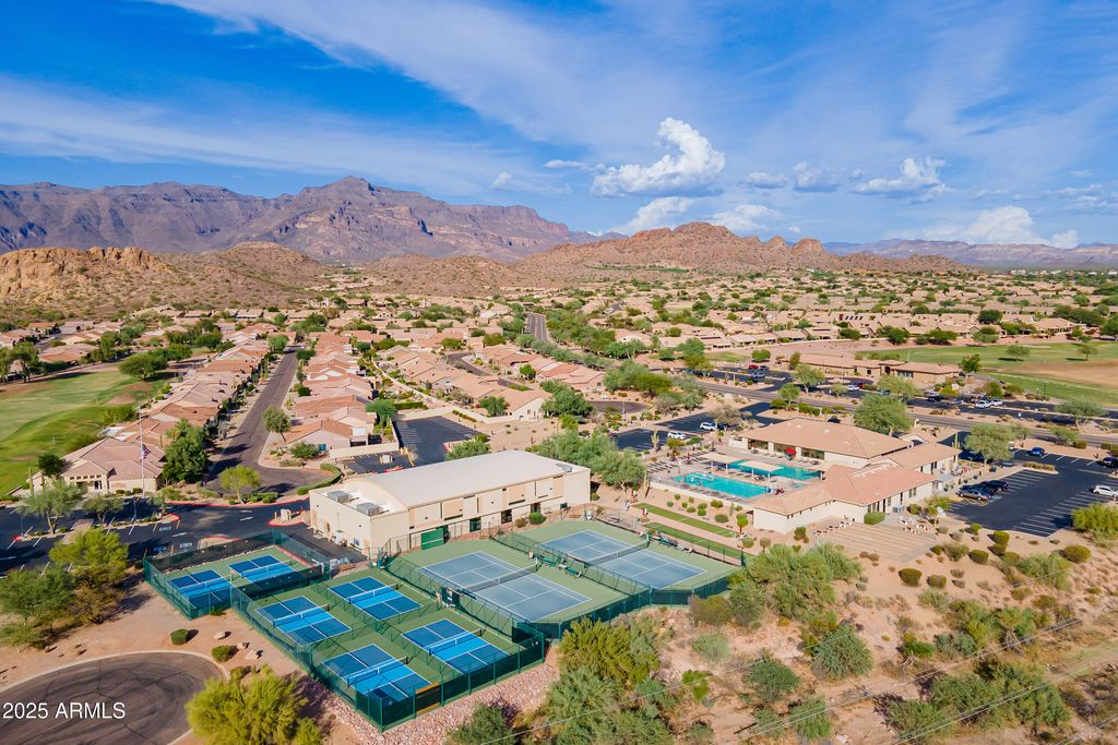 Image 71 of property listing at 6740 S FAIRWAY Drive, Gold Canyon, AZ 85118