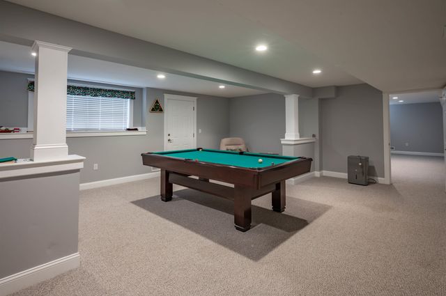 14 Weymouth Court, Hudson, NH 03051
