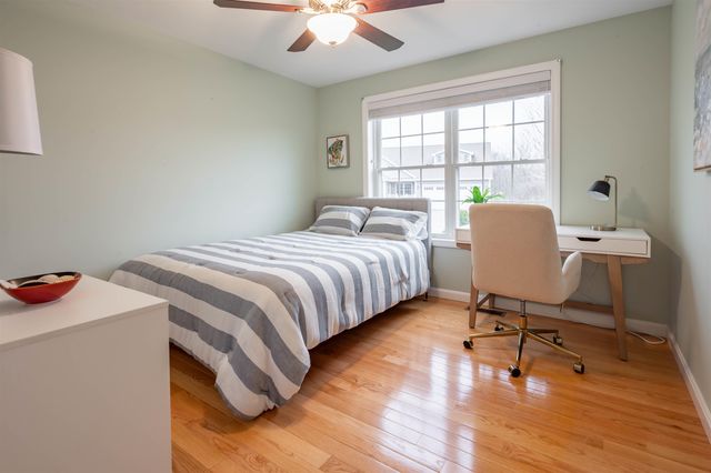 14 Weymouth Court, Hudson, NH 03051