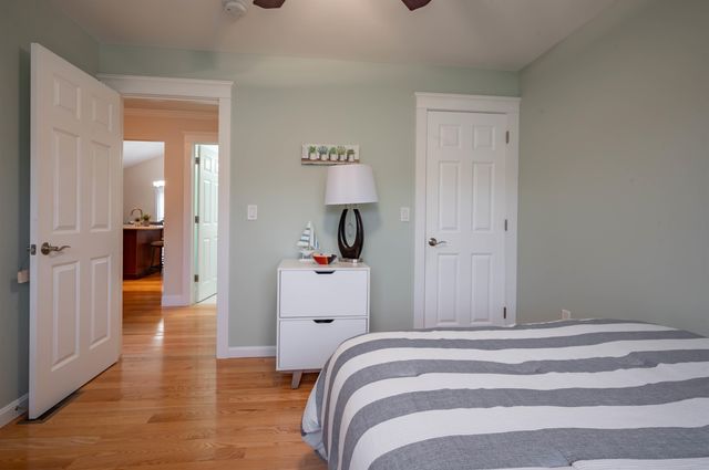 14 Weymouth Court, Hudson, NH 03051