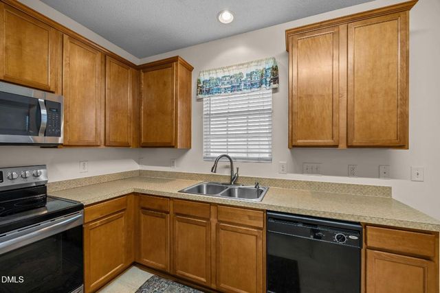 2503 Macdougall Drive, Burlington, NC 27217