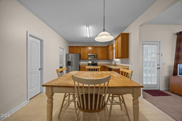 2503 Macdougall Drive, Burlington, NC 27217