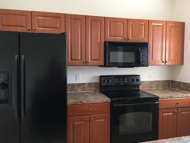 1213 Abaco Lane, West Palm Beach, FL 33404