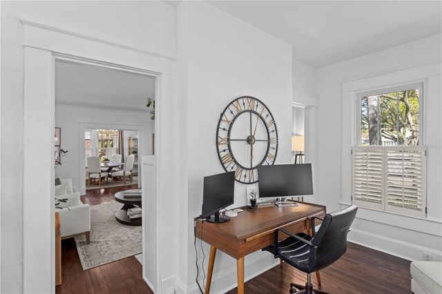 2810 W MORRISON AVENUE, Tampa, FL 33629