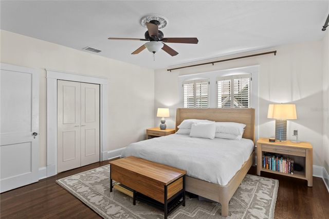 2810 W MORRISON AVENUE, Tampa, FL 33629