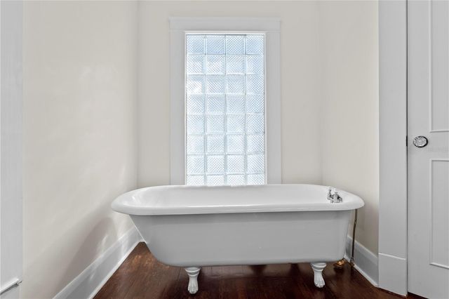 2810 W MORRISON AVENUE, Tampa, FL 33629