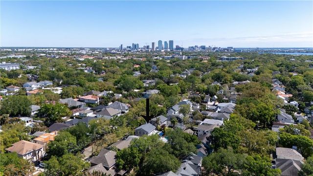 2810 W MORRISON AVENUE, Tampa, FL 33629