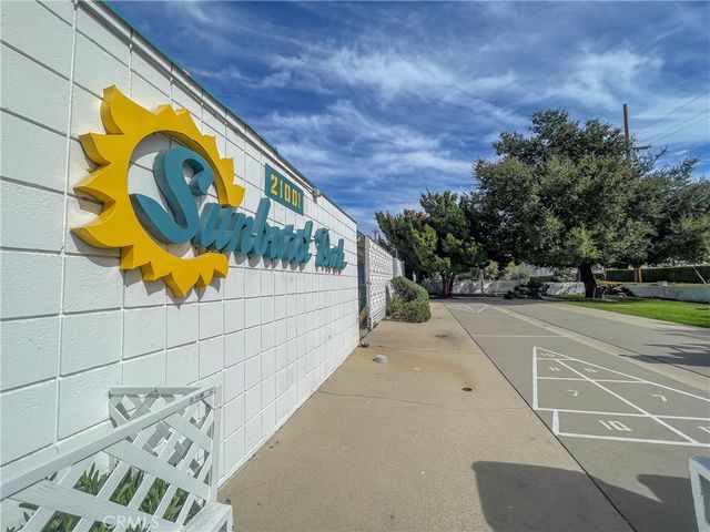 21001 Plummer Street 54, Chatsworth, CA 91311
