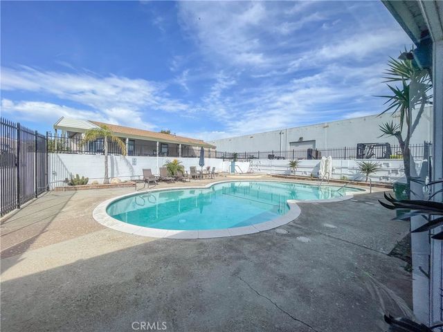 21001 Plummer Street 54, Chatsworth, CA 91311