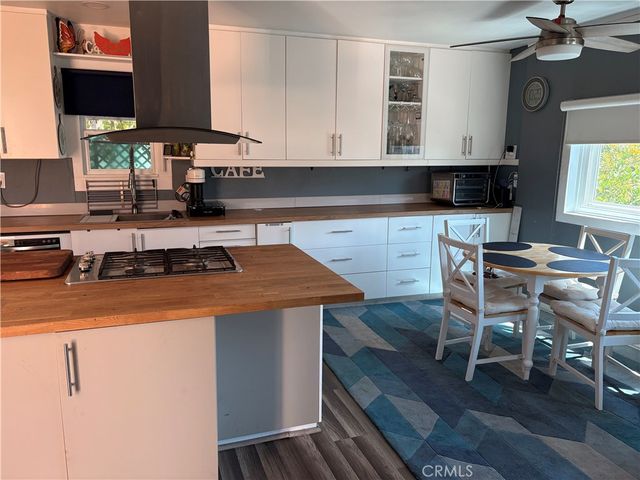 21001 Plummer Street 54, Chatsworth, CA 91311