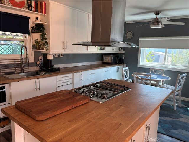 21001 Plummer Street 54, Chatsworth, CA 91311
