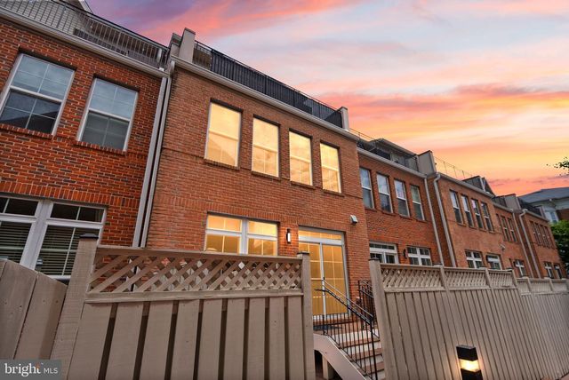 10353 MAIN ST, Fairfax, VA 22030