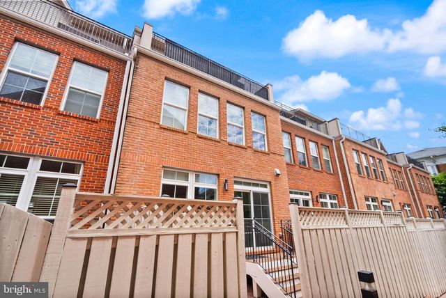 10353 MAIN ST, Fairfax, VA 22030