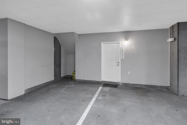 10353 MAIN ST, Fairfax, VA 22030