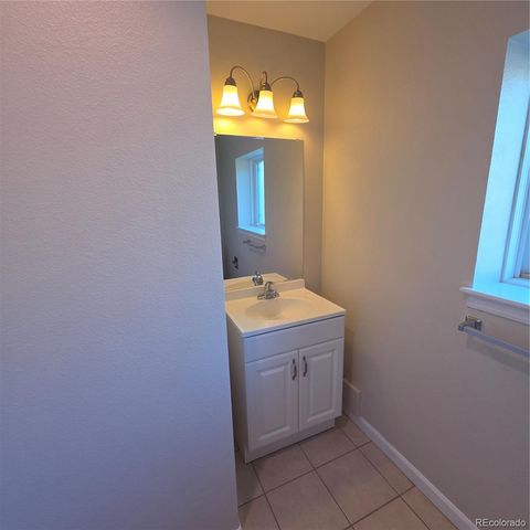 1276 S Biscay Street, Aurora, CO 80017