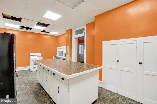 228 E. MARKET ST., York, PA 17403
