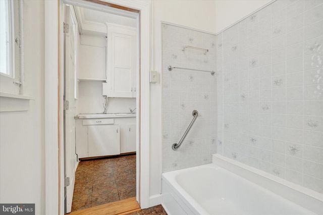 228 E. MARKET ST., York, PA 17403