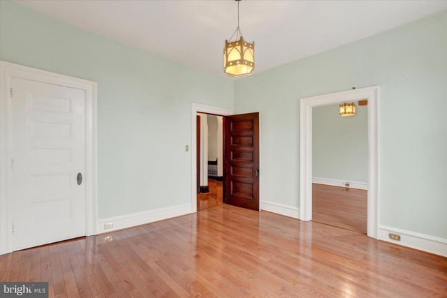 228 E. MARKET ST., York, PA 17403