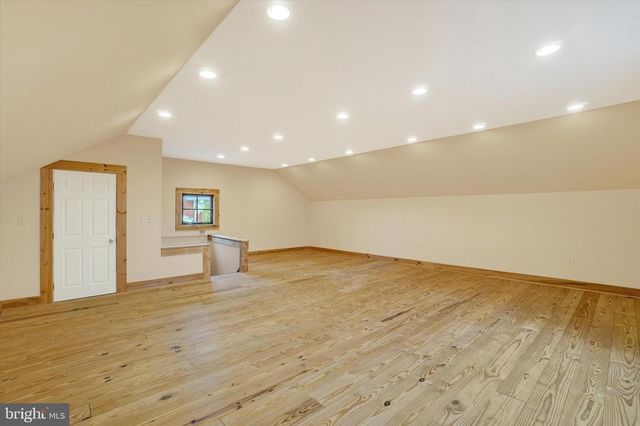228 E. MARKET ST., York, PA 17403